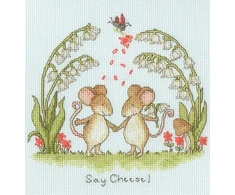 Bothy Threads Cross stitch kit "Say Cheese!" XSN3 18x19 cm