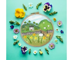 Bothy Threads Felt Embroidery "Host Of Golden Daffodils" EFE5 15x15 cm