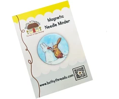 Bothy Threads Needle Minder "Carrot Nose" XA31 3.5x3.5 cm