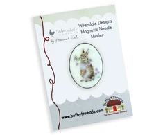 Bothy Threads Needle Minder "Head Clover Heels" XA37 3x4 cm