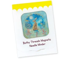 Bothy Threads Needle Minder "Midnight Moongazer" XA79 4x4 cm