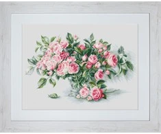 luca S Rožinių rožių puokštė SBL22866
