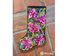 Merejka Kryželiu siuvinėjimo rinkinys "Rožinė Poinsettia Christmas Stocking" 35x22 cm SK262