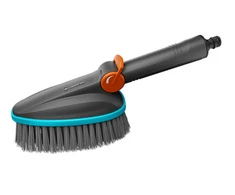 Gardena "Cleansystem" rankinis šepetys "Soft" M, su vandens jungtimis, skirtas mažesniems paviršiams