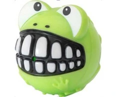 Rogz Frog Ball žalias kamuoliukas varlė M 6.4cm