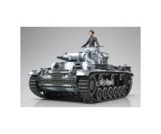 Tamiya - Panzerkampfwagen III Ausf. N Sd.Kfz.141/2, 1/35, 35290