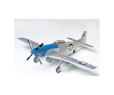Tamiya – Šiaurės Amerikos P-51D Mustang 8th AF, 1/48, 61040