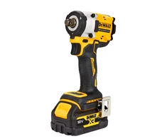 Akumuliatorinis smūginis veržliasukis DeWalt DCF921P2LRT-XJ; 18 V; 2x5,0 Ah akum.