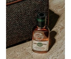 1821Manmade Daugiafunkcė priemonė vyrams 3 in 1: stiprinamasis šampūnas, kondicionierius ir kūno prausiklis viename 18.21 Man Made Wash Spiced Vanilla WSH3SVN, 100 ml