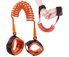 Child's harness leash against escape loss