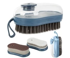 Cleaning brush with fluid dispenser