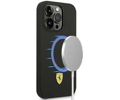 Dėklas Ferrari FESSIHMP14XBK iPhone 14 Pro Max 6.7" juoda/juodas hardcase Silicone Metal Logo Magsafe