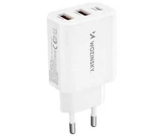 Wozinsky CWCUCW 30W USB-C / 2 x USB-A laidinis įkroviklis – baltos spalvos