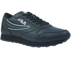 Fila Holdings Buty moterims Fila Orbit low juoda 1010308 12V (36)