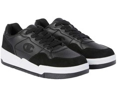 Buty vyrams Champion RD PRM Low juoda S22495 KK0002 (41)