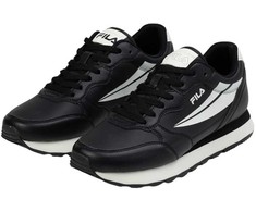 Buty vyrams Fila Hypert P juoda-balta FFM0441 83336 (43)