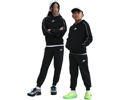 Dres vaikams Nike Sportswear Club Fleece juoda HQ9318 010 (XL)