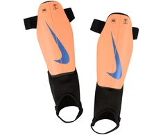 Futbolo apsaugos vaikams Nike Charge oranžinė DX4610 852 (S)