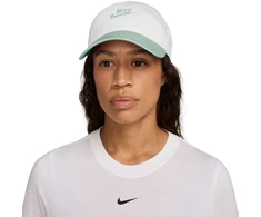 Kepurė su snapeliu Nike Club balta ir mėtų spalvos FB5368 105 (M/L)