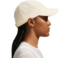 Kepurė su snapeliu Nike Dri-FIT Club kreminė FB5372 115 (S/M)