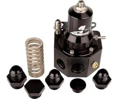 Aeromotive Kuro slėgio reguliatorius Aeromotive „Pro“ serijos EFI 2–4 barai