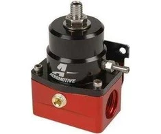 Aeromotive Kuro slėgio reguliatorius Aeromotive 1000HP 2,75-5 bar ORB-10 raudonas/juodas