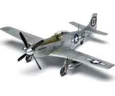 Airfix P-51D Mustang dovanų komplektas 1/72 su dažais ir klijais