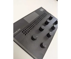 Frontpro Freqport FreqTube FT-1 - 4 kanalų vamzdinis procesorius