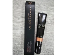 Anastasia Beverly Hills Liquid Glow Radiant skystas švytėjimo suteikiantis pieštukas veidui, rožinio aukso spalvos, 20 ml