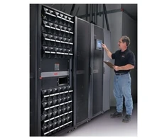 APC paleidimo paslauga 5X8, skirta 1 Symmetra 80/96 kW UPS su PDU/XR