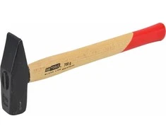 AW-Tools AWTOOLS ŠALTKALVIŠKAS PLAKTUKAS 0,7kg MEDINĖ RANKENA Juodas