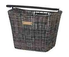 Basil BASIL BREMEN RATTAN LOOK KF rotango vairo krepšelis + BASIL KLICKFIX ADAPTER PLATE montavimo plokštė, nuimama vairo tvirtinimo sistema (be kronšteino) gamtos ruda (NAUJIENA)