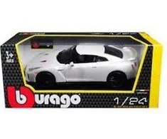 Bburago Nissan GT- R 1: 24 baltos spalvos