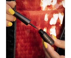 Bel London Dip Liner Aqua Atsparus vandeniui Colour Contouring Liquid Akių apvadas Matte Juodas 2.5 ml