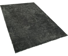 Beliani Šaggy kilimas 140 x 200 cm tamsiai pilkas EVREN