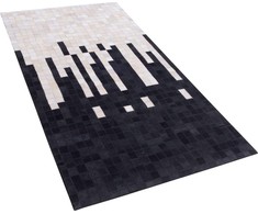 Beliani Odos kilimas 80 x 150 cm juodas ir baltas BOLU