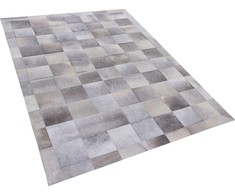 Beliani Odos skiautės kilimas 160 x 230 cm, pilkas ALACAM