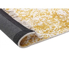 Beliani Lumarko Viskozinis kilimas 80 x 150 cm gelsvai rusvai gelsvos spalvos Boyala!