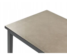 Lauko baldų komplektas Beliani Lauko kampinė sofa su stalu 5 asmenims MESSINA kairinis smėlio spalvos metalinis