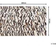 Beliani Odos skiautės kilimas 140 x 200 cm rudos spalvos AKYEL