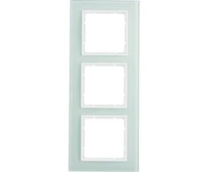 Hager Polo 10136909 Rėmas 3x sniego baltumo stiklas Vertikalus 10136909