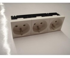 OBO Bettermann Bettermann Maitinimo lizdas M45 triple su / U 16A balta - 6120192
