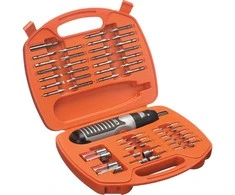 Black &amp; Decker Juodas &amp; Decker 50 vnt. antgalių rinkinys + KC9006 atsuktuvas su baterijomis