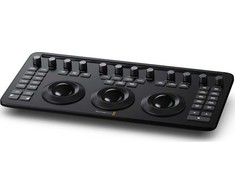 „Blackmagic Design DaVinci Resolve Micro Color Panel“ (EN)
