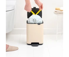 Brabantia atkritumu tvertne ar pedāli Bo, 4l, soft beige