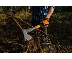 Bradas Kirvis malkoms skaldyti su plienine GELISežte, STIKLO PLUOŠTAS 2000g, KT-SF2200