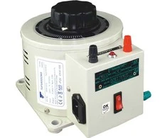 BREVE 1 fazis autotransformatorius AUTO KIEA 15 230V / 0-260V 12A 19854-0034