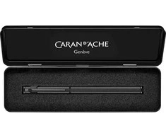 Caran d`Arche Pióro wieczne CARAN D'ACHE 849, Juodas Code, M, juoda