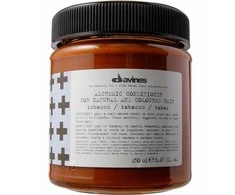 Davines ALCHEMIC Conditioner Tobacco dažantis kondicionierius rudiems ir kavos atspalvio plaukams, 250 ml