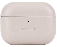 Decoded Odinis dėklas skirtas AirPods Pro 3 - rusvai gelsvas